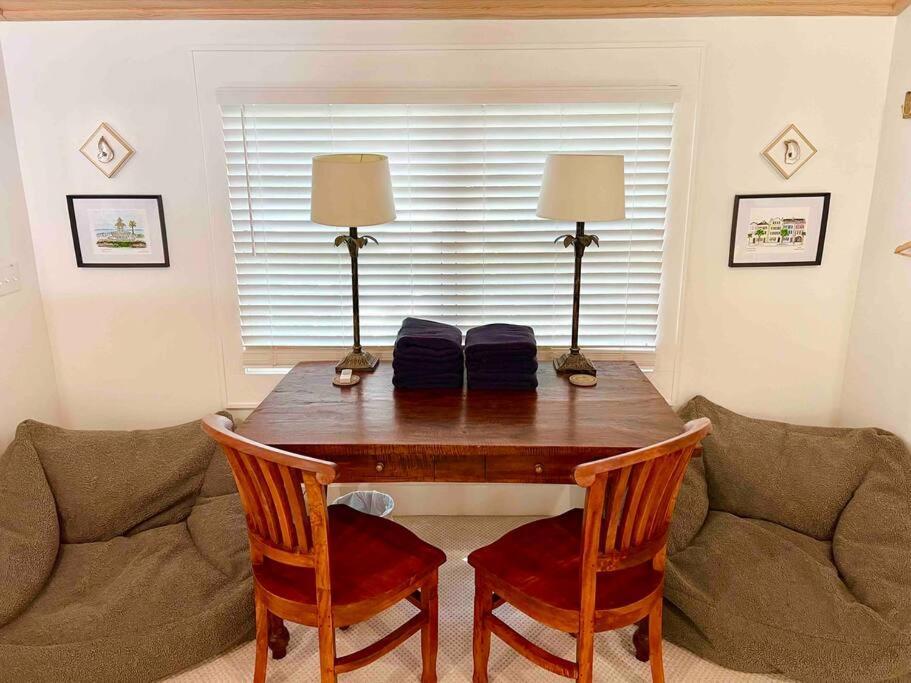 Liz Lane Cottage- Entire Guesthouse Charleston Luaran gambar