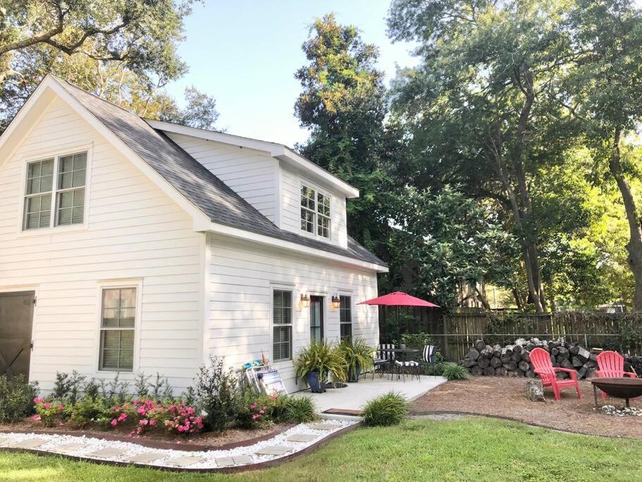 Liz Lane Cottage- Entire Guesthouse Charleston Luaran gambar